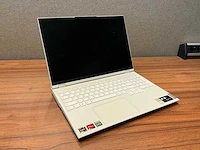 Laptop - lenovo - 82jq