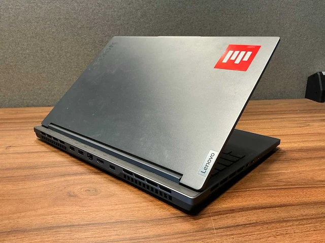 Laptop - lenovo - 82y9 - afbeelding 3 van  8