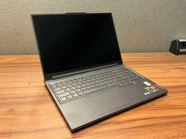 Laptop - lenovo - 82y9 - afbeelding 7 van  8