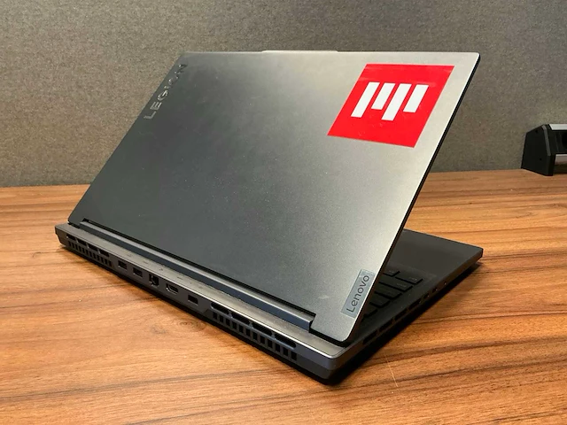 Laptop - lenovo - 82y9 - afbeelding 3 van  8