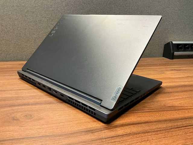 Laptop - lenovo - 82y9 - afbeelding 5 van  7