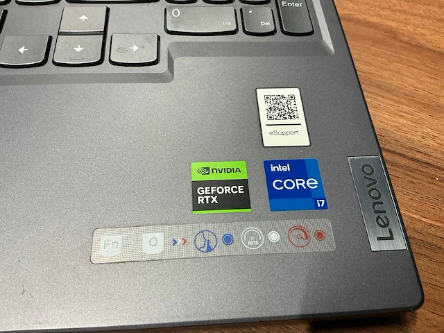 Laptop - lenovo - 82ya - afbeelding 3 van  8