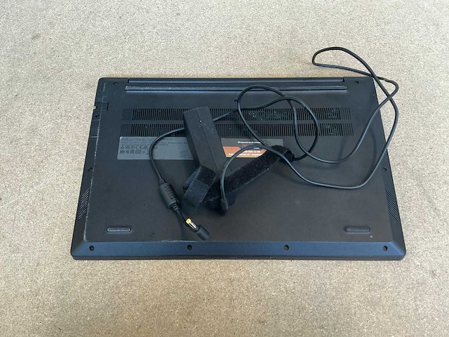 Laptop - lenovo - 82yu - afbeelding 8 van  8