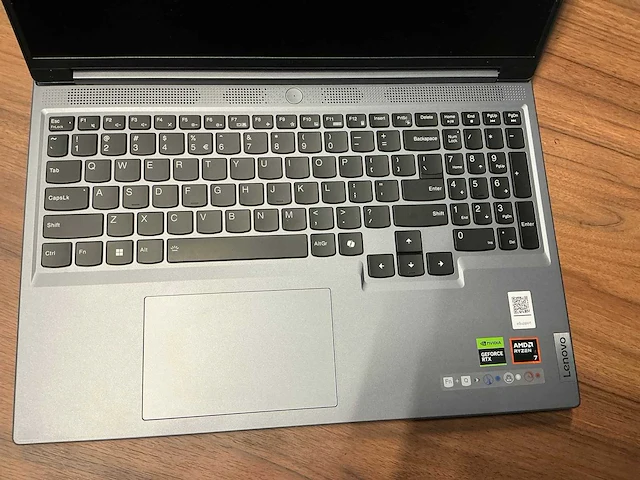 Laptop - lenovo - 83dh - afbeelding 2 van  8