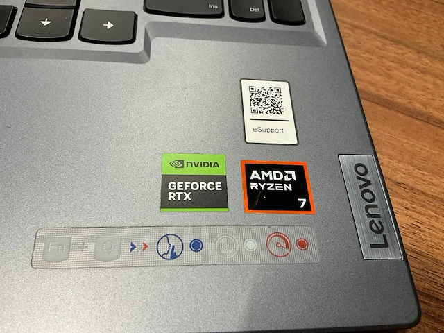 Laptop - lenovo - 83dh - afbeelding 6 van  9