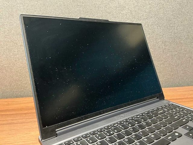 Laptop - lenovo - 83dh - afbeelding 7 van  9