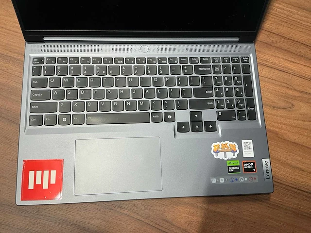 Laptop - lenovo - 83dh - afbeelding 2 van  8