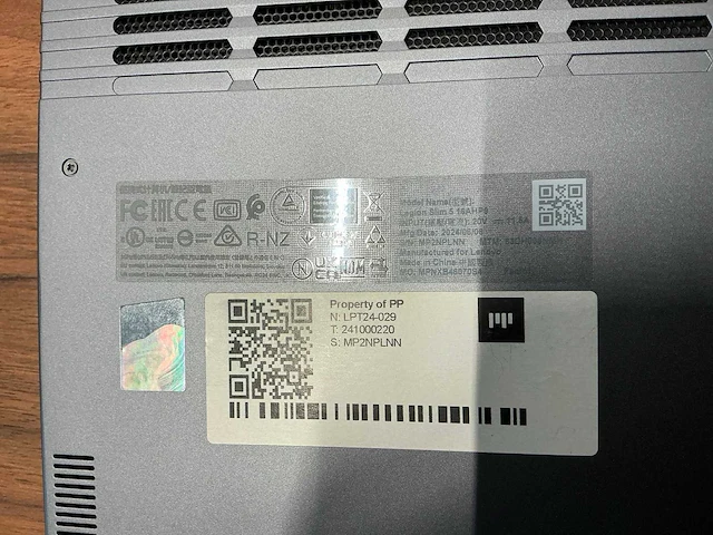 Laptop - lenovo - 83dh - afbeelding 8 van  8