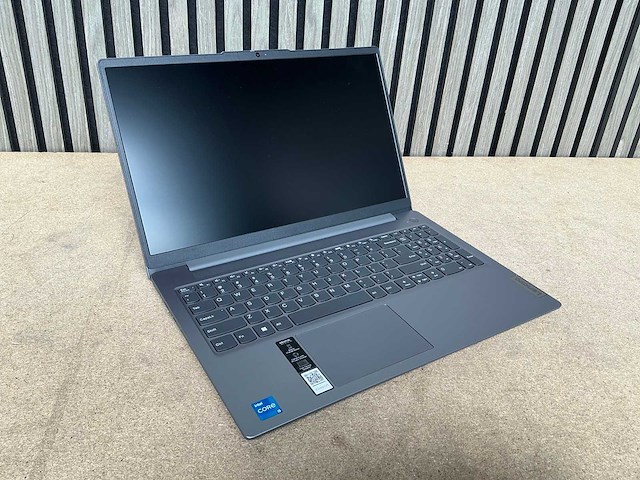 Laptop - lenovo - 83er - ideapad slim 3 - afbeelding 1 van  5