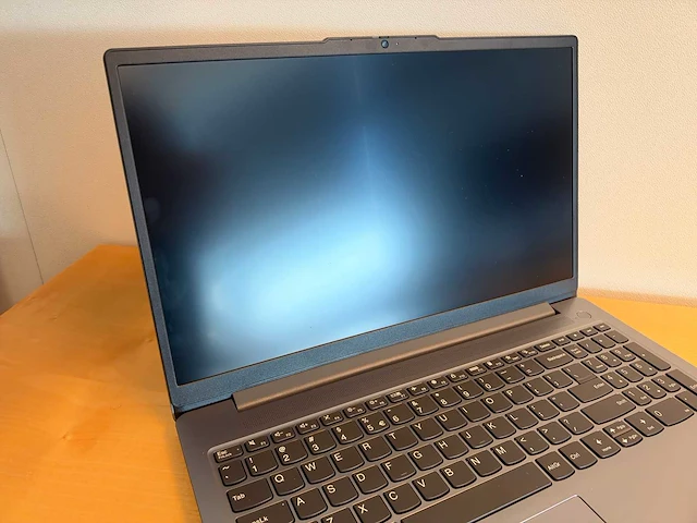 Laptop - lenovo - 83er - afbeelding 4 van  7
