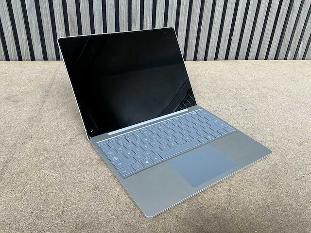 Laptop - microsoft corporation - surface laptop go 2 - afbeelding 1 van  4