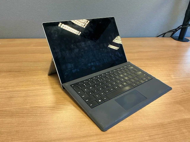 Laptop - microsoft corporation - surface pro 4 - afbeelding 1 van  6
