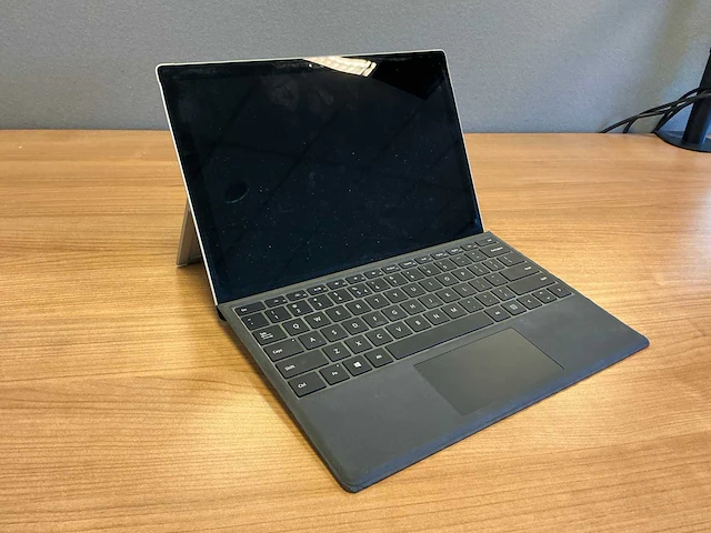 Laptop - microsoft corporation - surface pro 4 - afbeelding 1 van  7