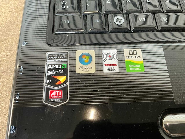 Laptop - toshiba - satellite a300d - afbeelding 3 van  7
