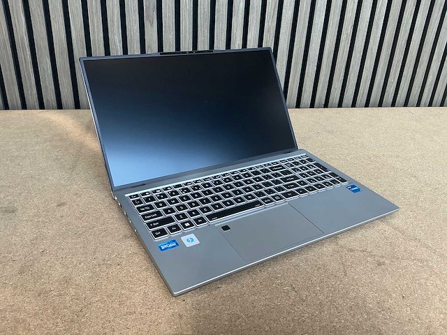 Laptop - wortmann_ag - terramobile 1551r - afbeelding 1 van  5