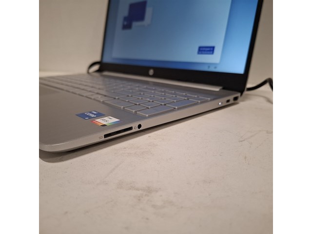 Laptop, hp, 15s-fq2960nd, zilver - afbeelding 4 van  8