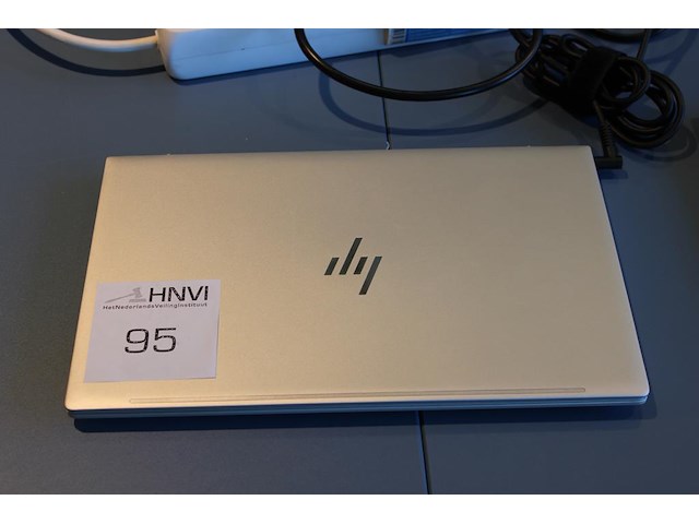 Laptop hp envy 13 inch met 16 gb ram, intel core i7, 10510u cpu, ssd 1 tb en bang & olufsen geluidsysteem. - afbeelding 1 van  3