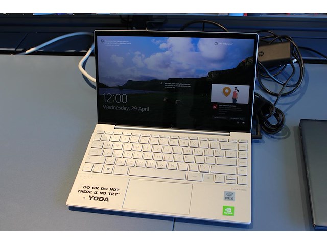 Laptop hp envy 13 inch met 16 gb ram, intel core i7, 10510u cpu, ssd 1 tb en bang & olufsen geluidsysteem. - afbeelding 2 van  3