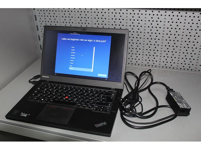 Laptop lenovo thinkpad t440s. 128 gb hdd. 8 gb ram. intel core i5-4300u cpu@1,90 hgz. qwertz toetsenbord. - afbeelding 1 van  4