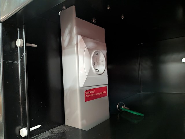 Laptopkast, rood/zwart, 2023 - afbeelding 5 van  8