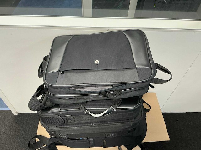 Laptoptas (15x) - afbeelding 2 van  3