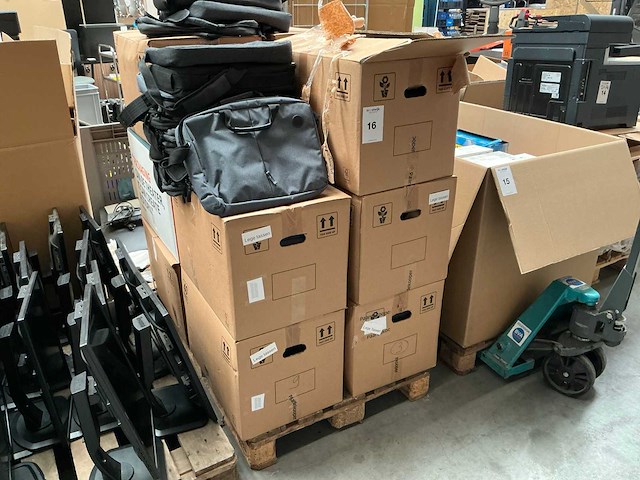 Laptoptassen (circa 230 stuks) - afbeelding 4 van  4