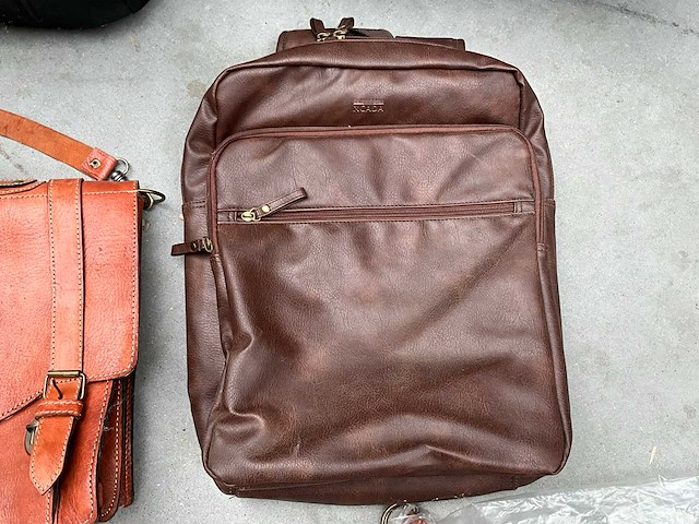 Laptoptassen en koffers o.a. samsonite - afbeelding 5 van  7