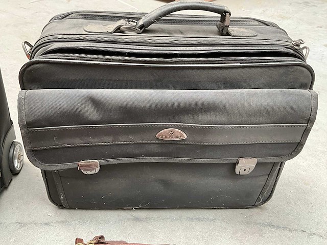 Laptoptassen en koffers o.a. samsonite - afbeelding 3 van  7