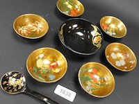 Laqué oosterse pindaset met lepel - afbeelding 4 van  5