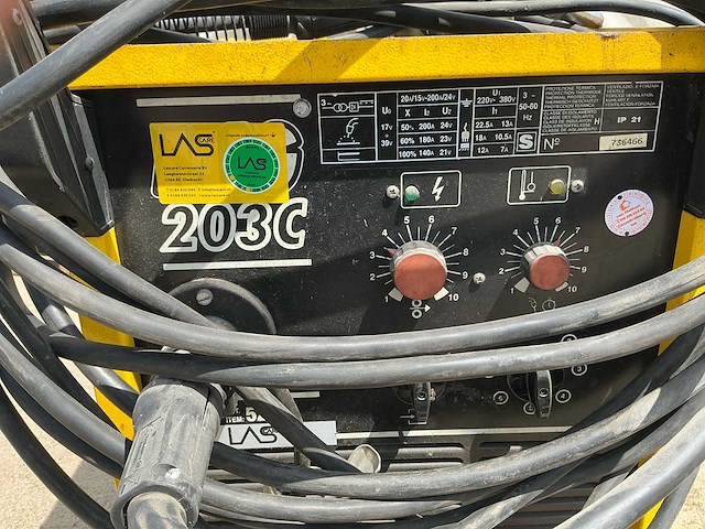 Las 203c mig/mag lasapparaat 200a 3-fase inclusief lastoorts, reduceerventiel en gasfles - afbeelding 2 van  10