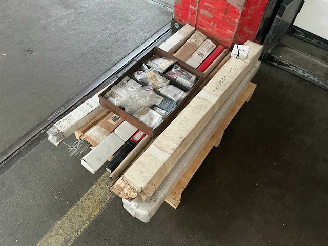 Las benodigdheden - afbeelding 1 van  4