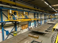 Lasapparaten op rail bovenloopsysteem