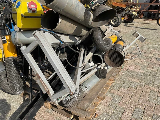 Lasdampafzuiginstallatie (3x) - afbeelding 11 van  13