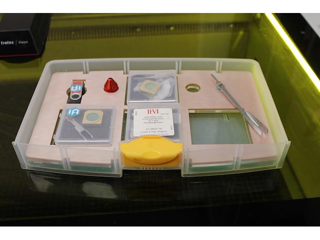 Laser-snijmachine trotec speedy 400 flexx 120/20w ac met trotec atmos duo plus f9 230 compressor met 2x 320... - afbeelding 2 van  15