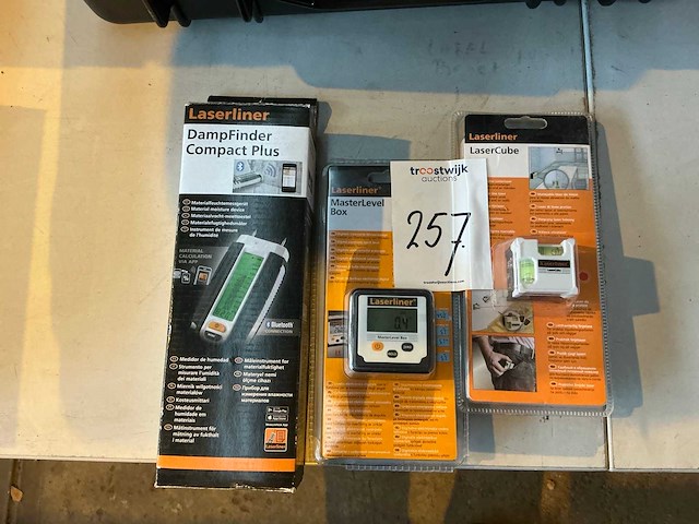 Laserline meetapparatuur (3x) - afbeelding 1 van  4