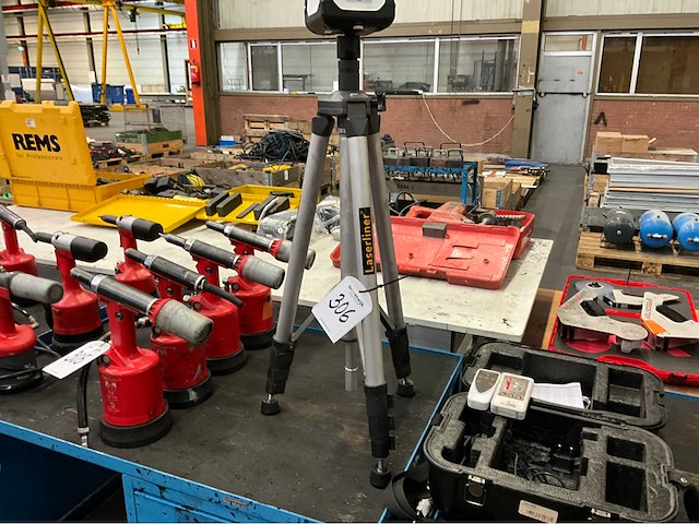 Laserliner cubus bouwlaser + statief - afbeelding 4 van  7