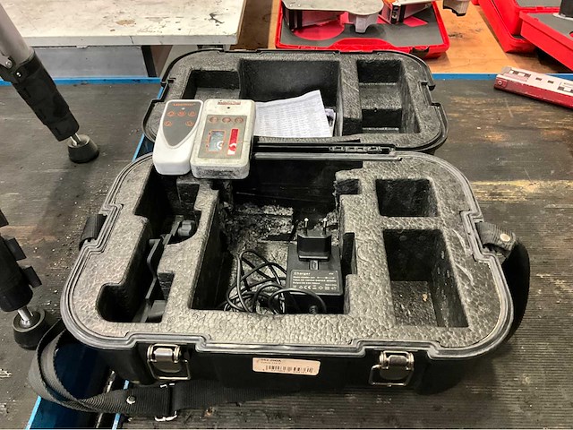 Laserliner cubus bouwlaser + statief - afbeelding 7 van  7