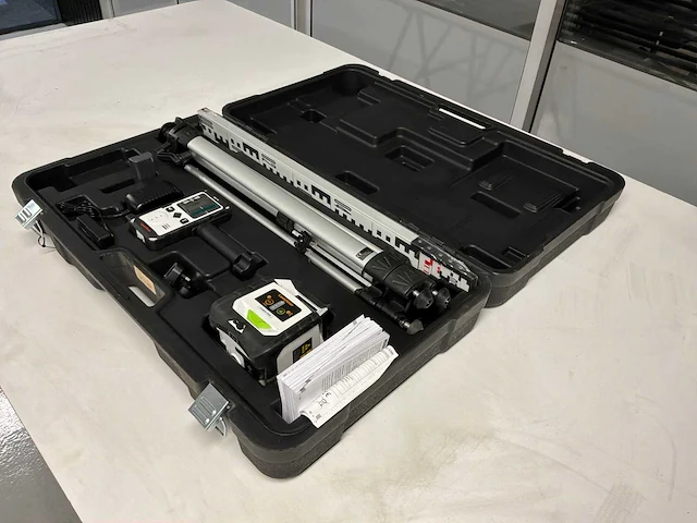Laserliner duraplane g360 set met ontvanger bouwlaser - afbeelding 2 van  6
