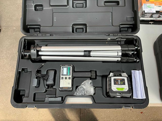 Laserliner duraplane pg360 bouwlaser set - afbeelding 1 van  5