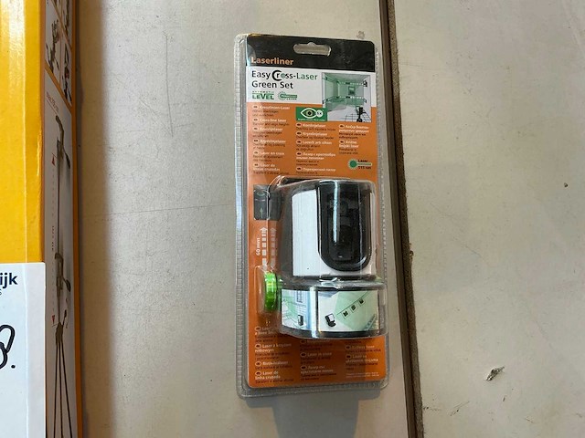 Laserliner easycross green bouwlaser met statief - afbeelding 2 van  5