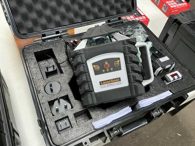 Laserliner quadrum bouwlaser set - afbeelding 1 van  5