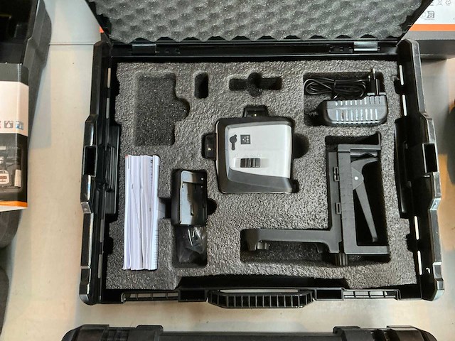 Laserliner superplane-laser 3d pro bouwlaser - afbeelding 4 van  5