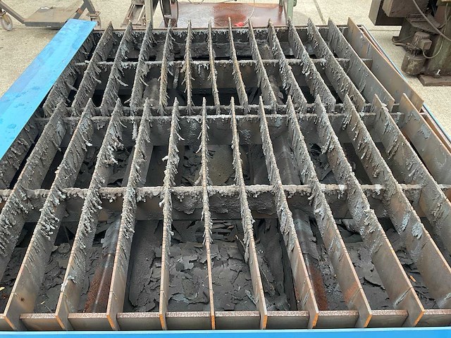 Lasersnijtafel - afbeelding 5 van  5