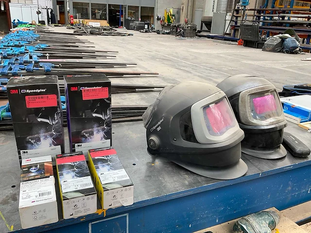 Lashelmen en speedglas - afbeelding 1 van  4