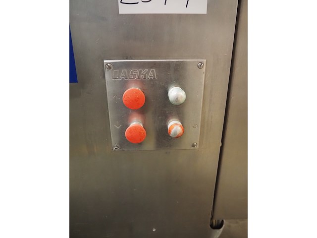 Laska - afbeelding 5 van  16