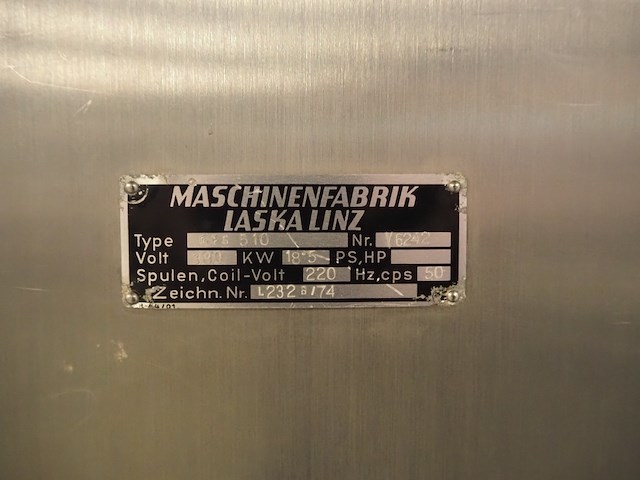 Laska - afbeelding 8 van  16