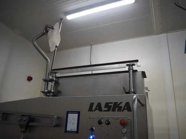 Laska - afbeelding 5 van  28
