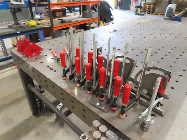 Lasopspantafel met gereedschap - afbeelding 6 van  7