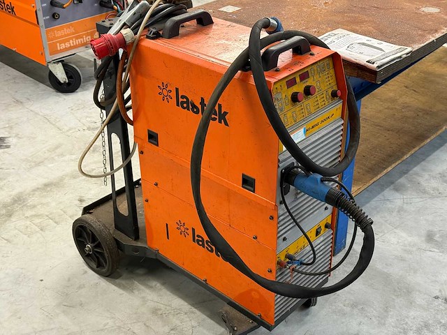 Lastek - hi-mig 300k-p - lasmachine - afbeelding 3 van  10