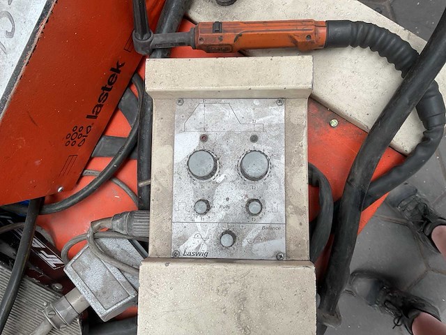 Lastek lc 8-30 tig-lasmachine - afbeelding 10 van  11